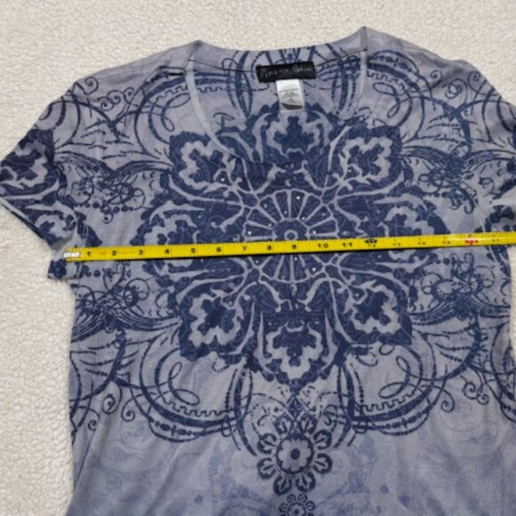 Appropriate Behavior Rhinestone Mandala Floral Shirt - Picture 5 of 6